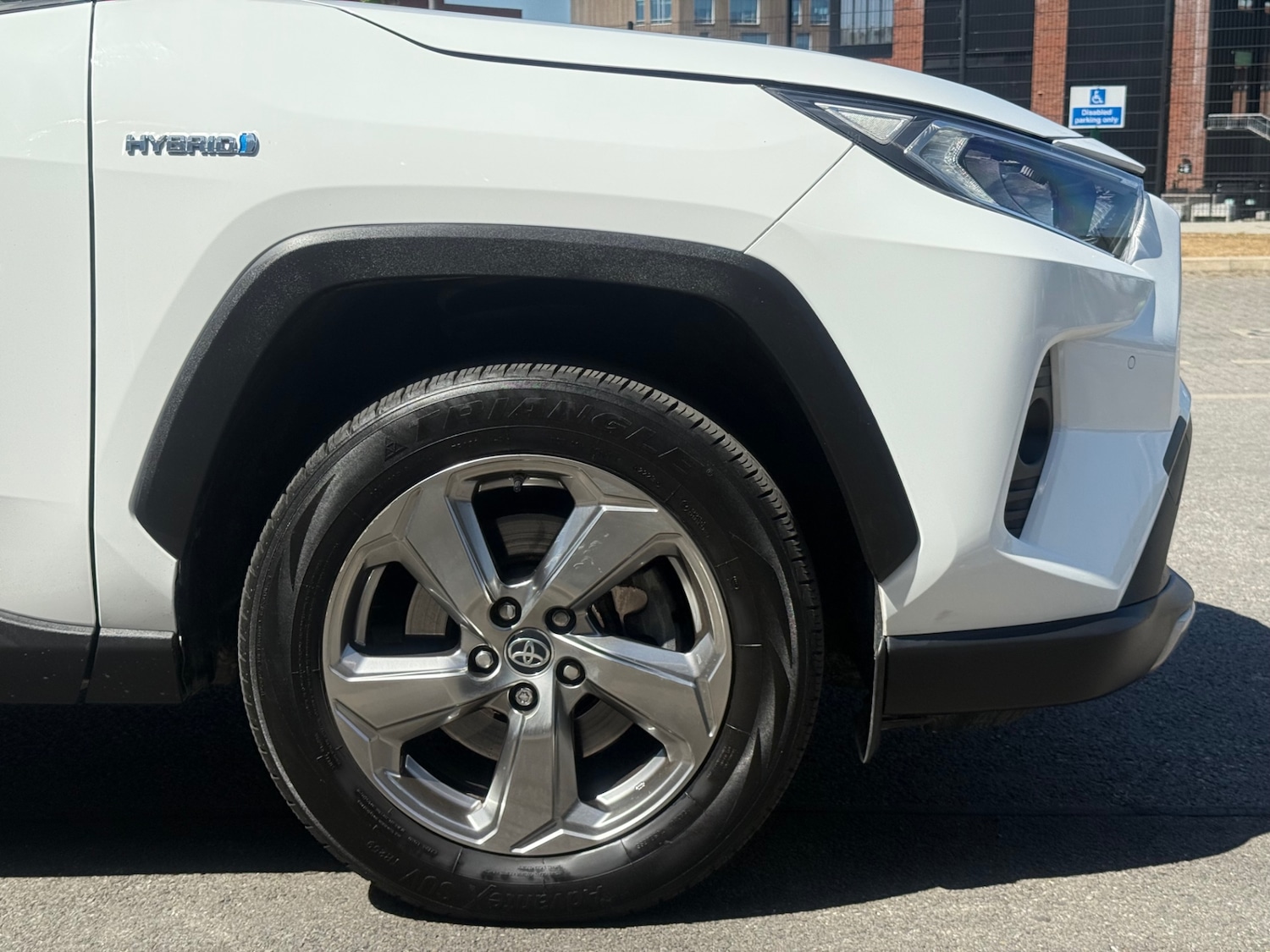 Used Toyota RAV4 2020 for sale - 76891645: Photo 20