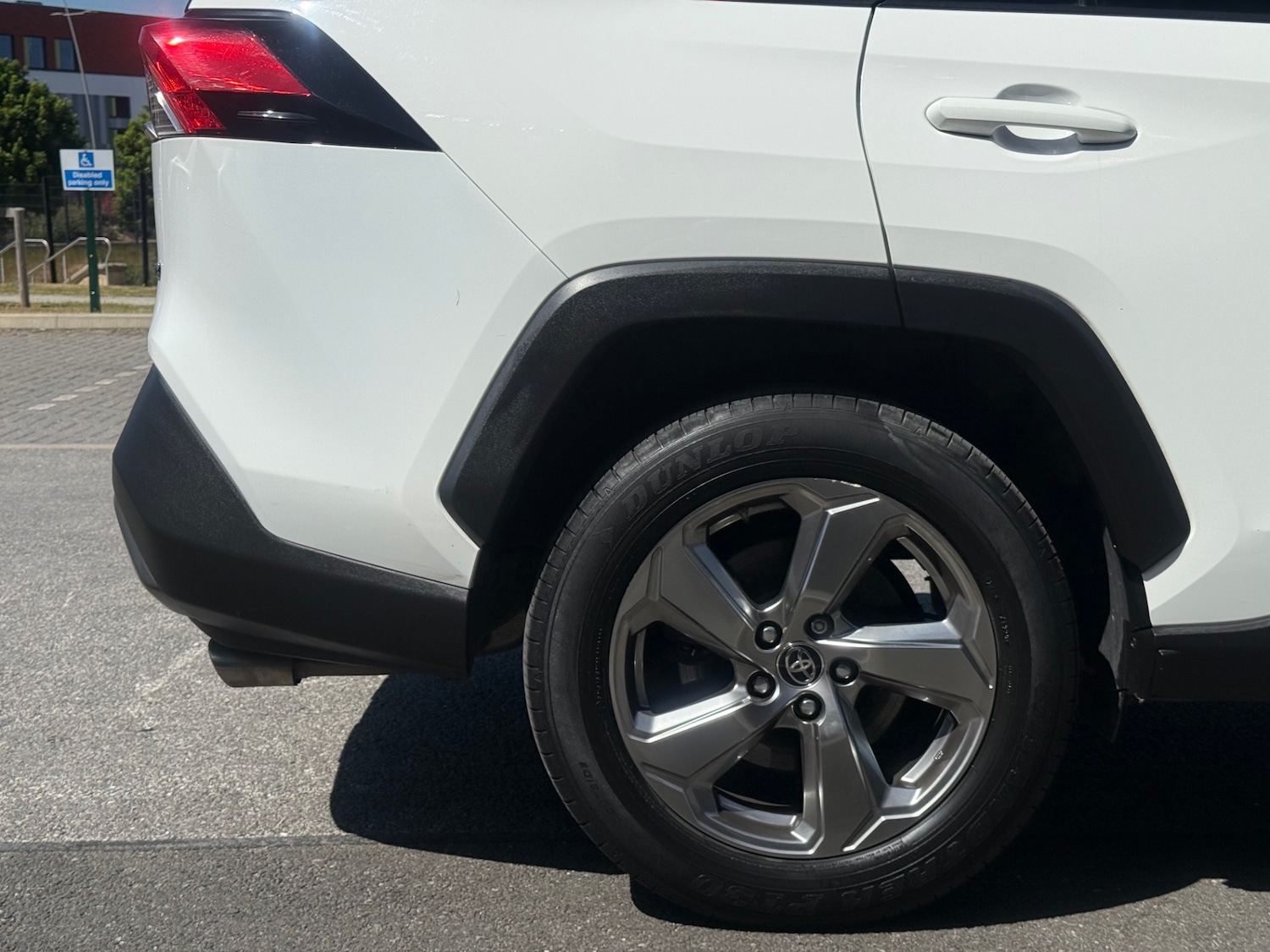 Used Toyota RAV4 2020 for sale - 76891645: Photo 21