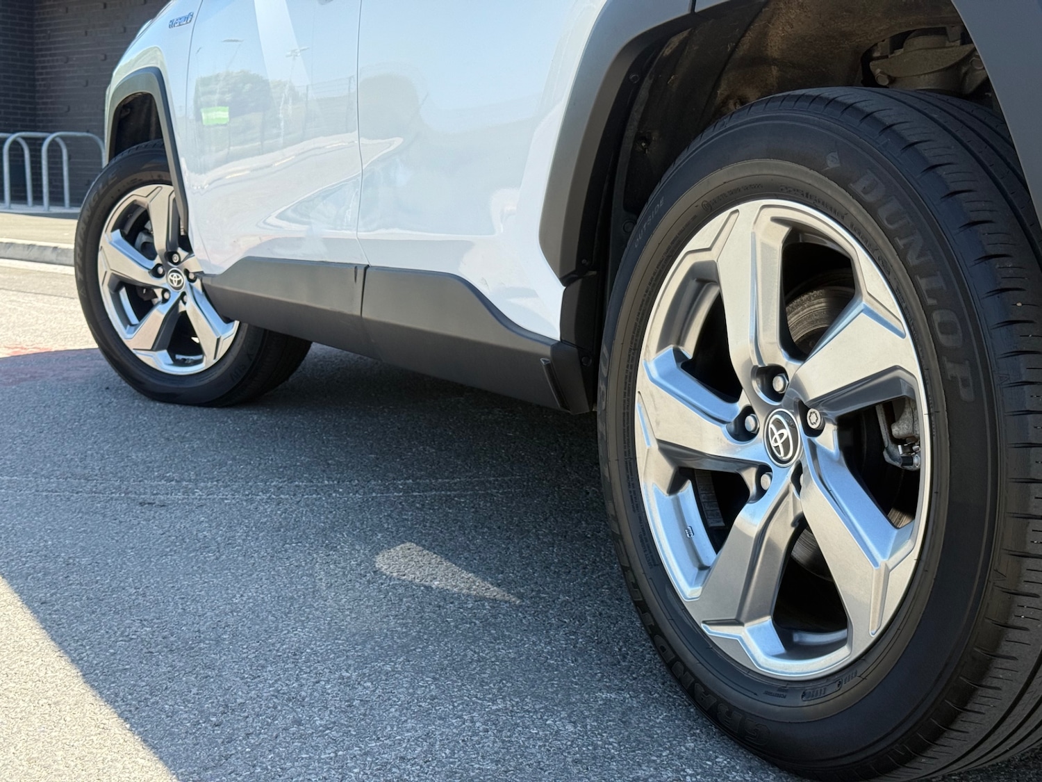 Used Toyota RAV4 2020 for sale - 76891645: Photo 25