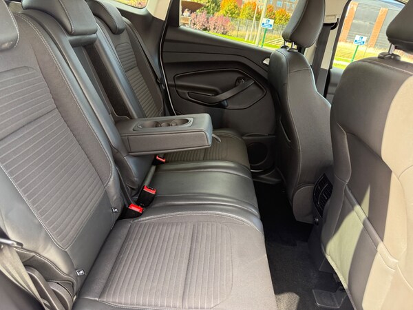 Used Ford Kuga 2017 for sale - 76134440: Photo 19