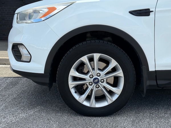 Used Ford Kuga 2017 for sale - 76134440: Photo 24