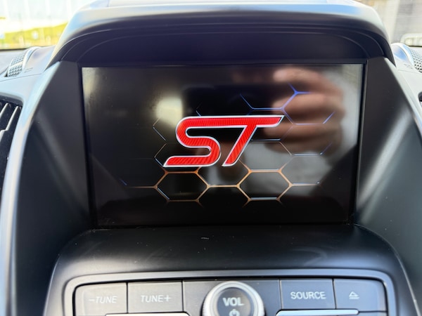 Used Ford Kuga 2017 for sale - 76134440: Photo 34