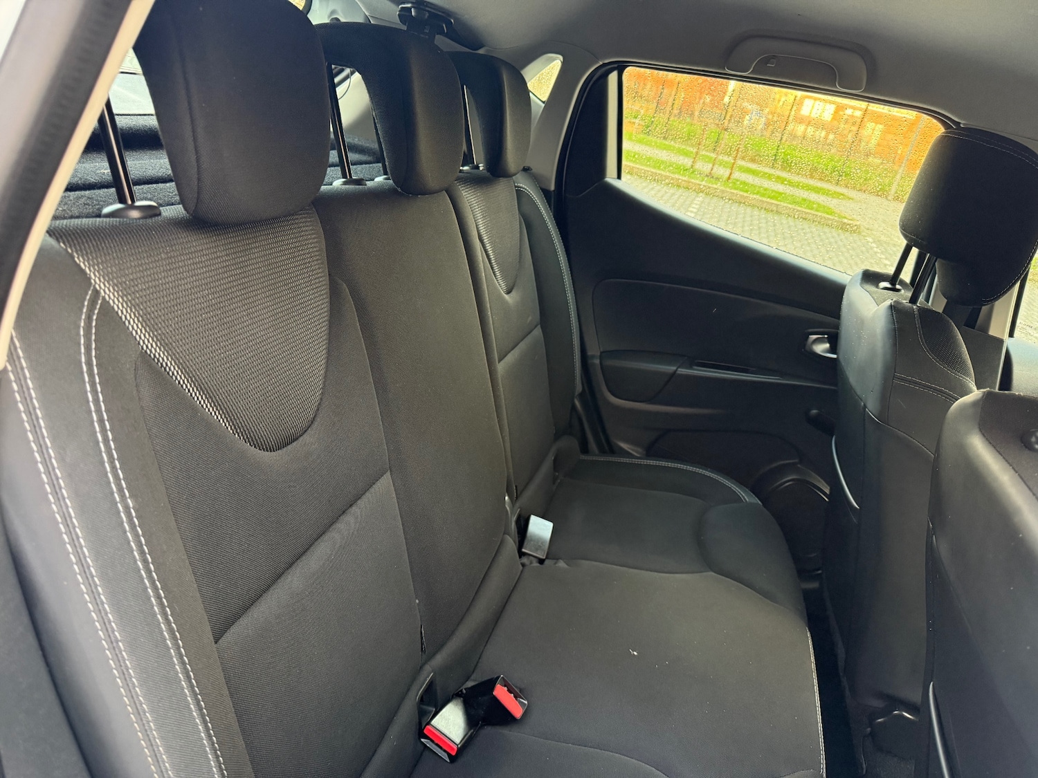 Used Renault Clio 2018 for sale - 76917593: Photo 14