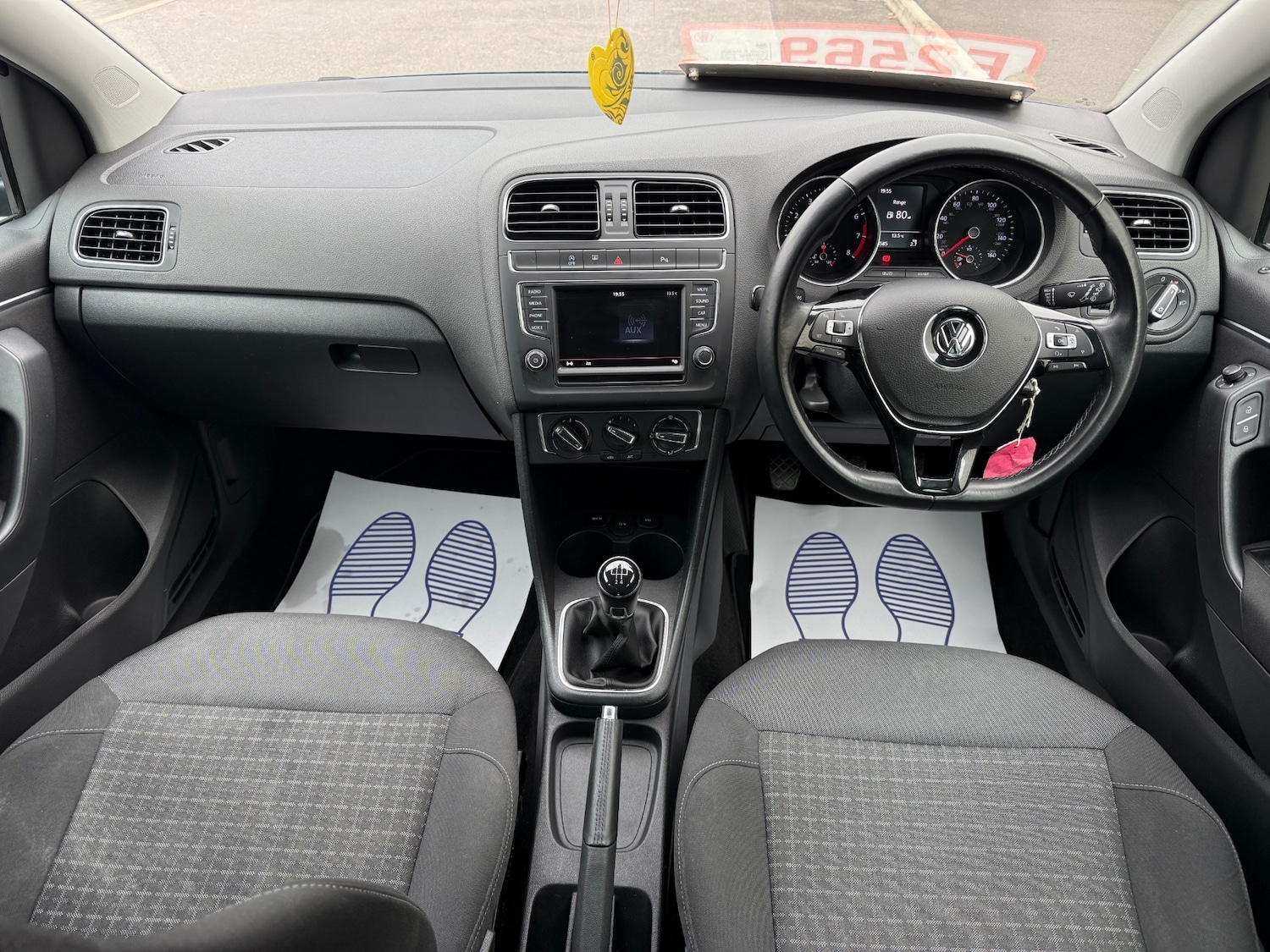 Used Volkswagen Polo 2017 for sale - 76904425: Photo 9