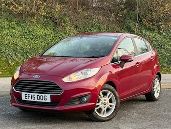 2015 (15) - 1.25 82 Zetec 5dr