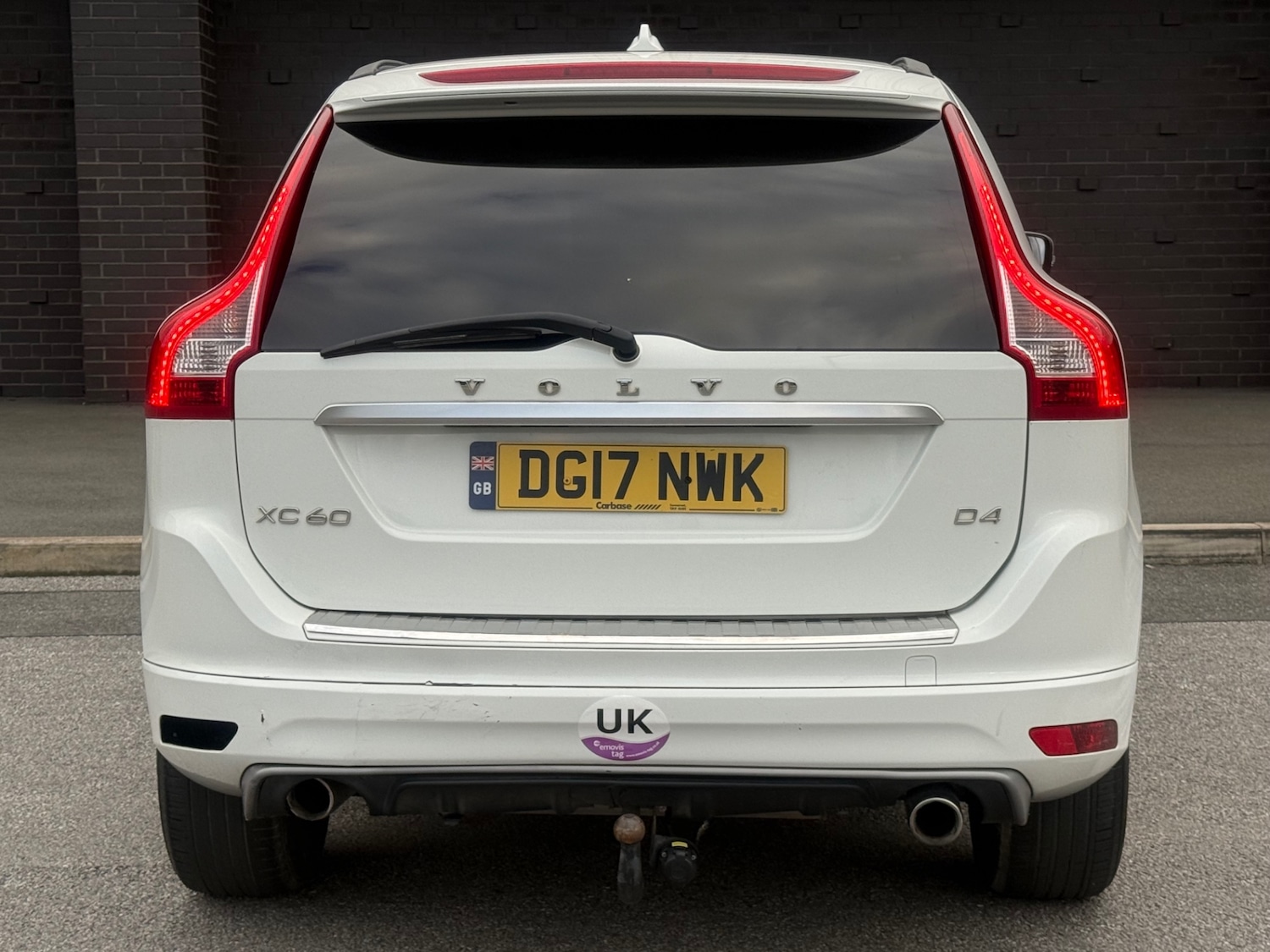 Used Volvo XC60 2017 for sale - 78038440: Photo 5