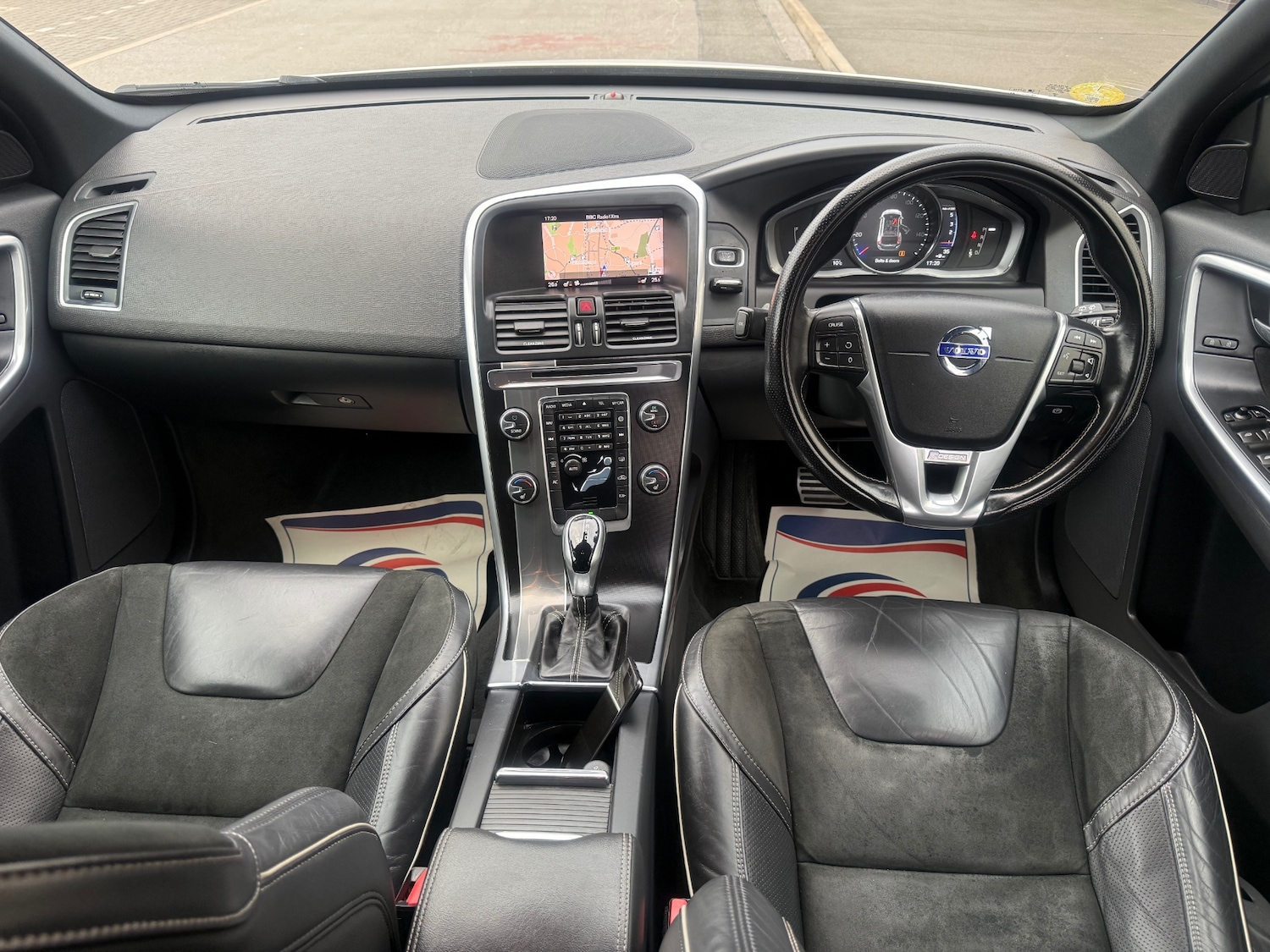 Used Volvo XC60 2017 for sale - 78038440: Photo 8