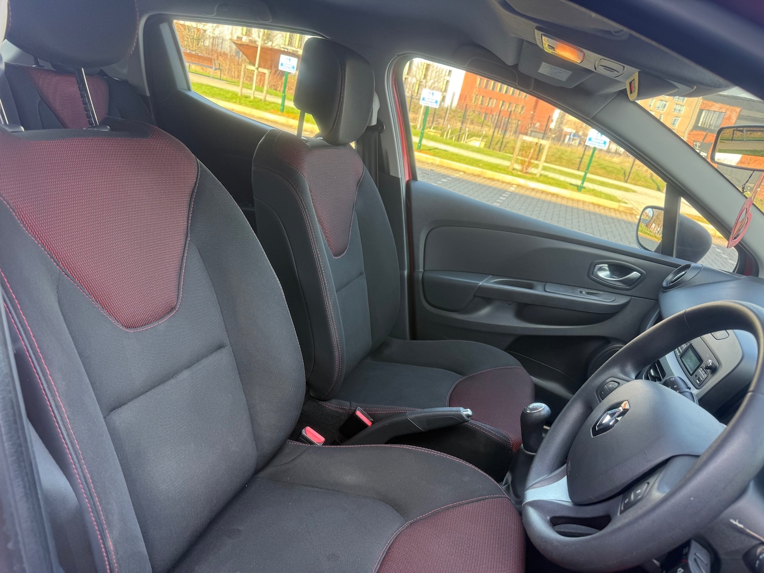 Used Renault Clio 2016 for sale - 77947113: Photo 14