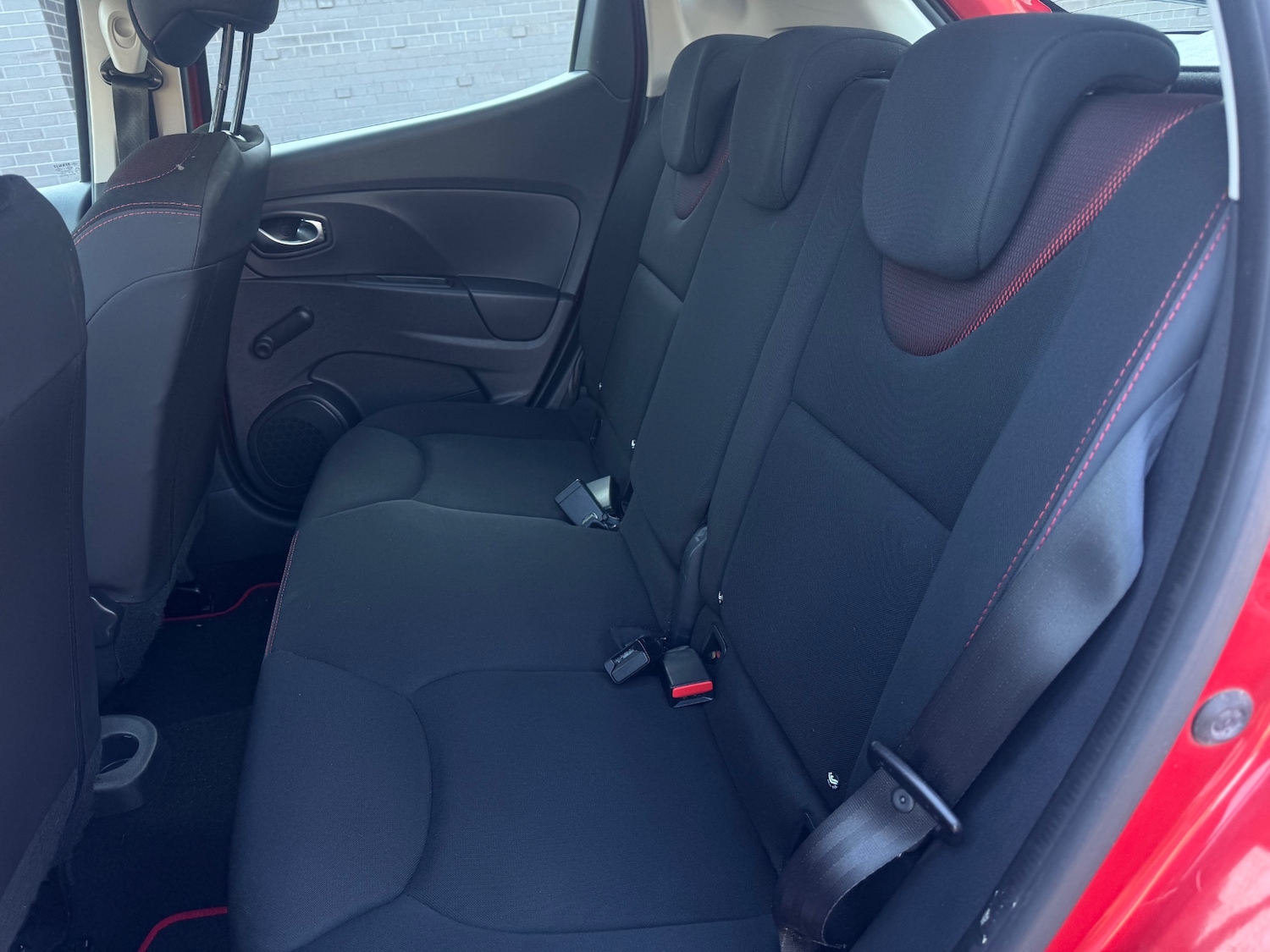 Used Renault Clio 2016 for sale - 77947113: Photo 17