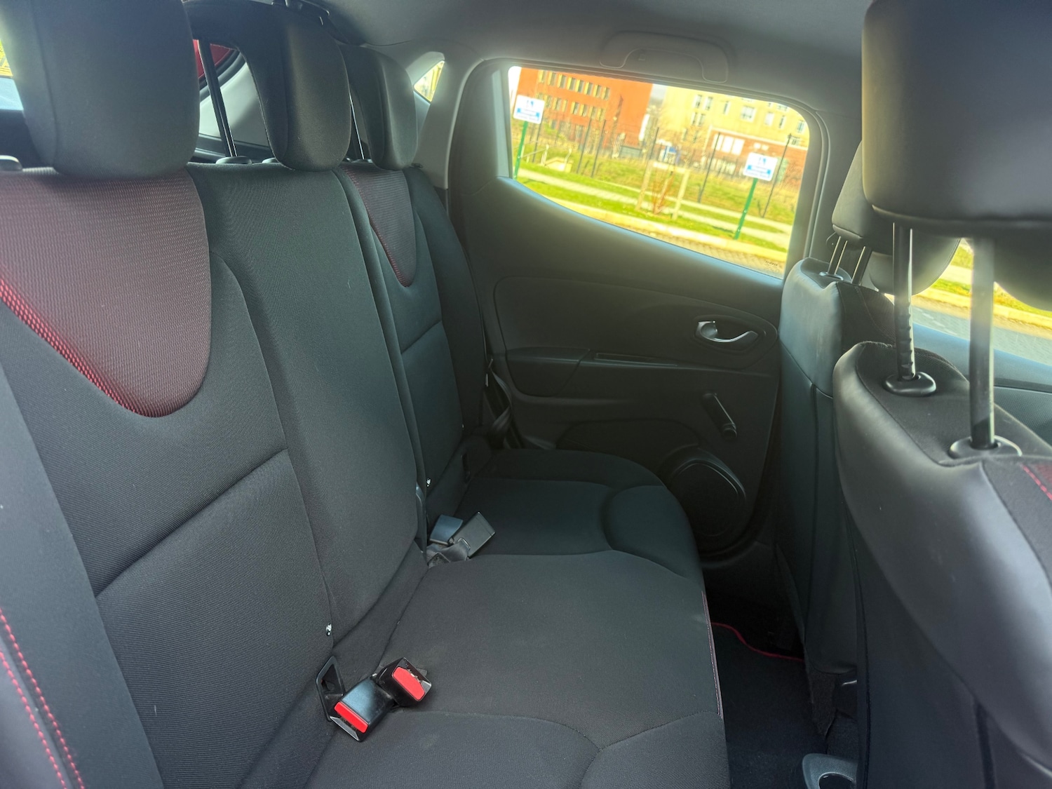 Used Renault Clio 2016 for sale - 77947113: Photo 22