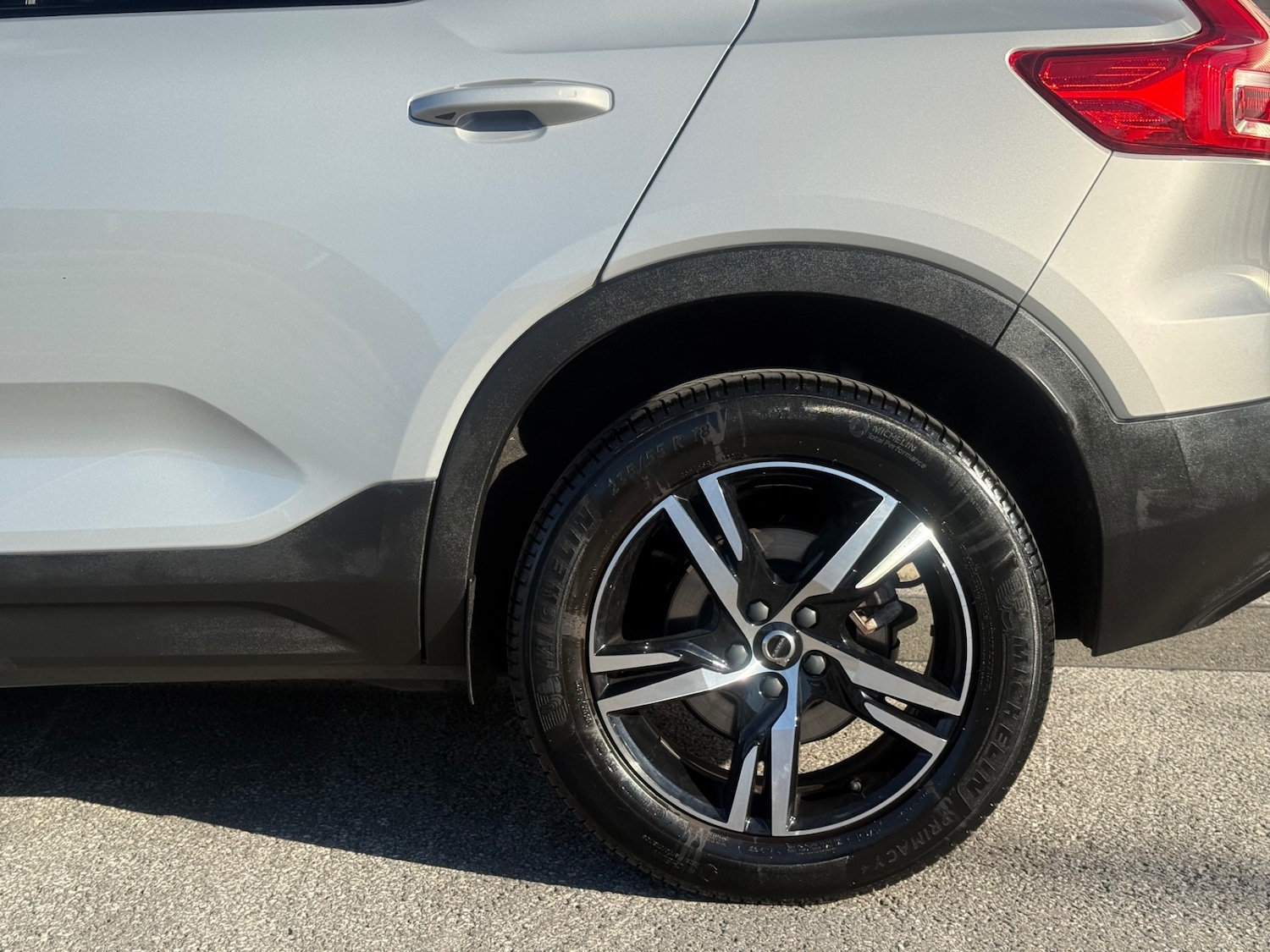 Used Volvo XC40 2023 for sale - 77213361: Photo 10