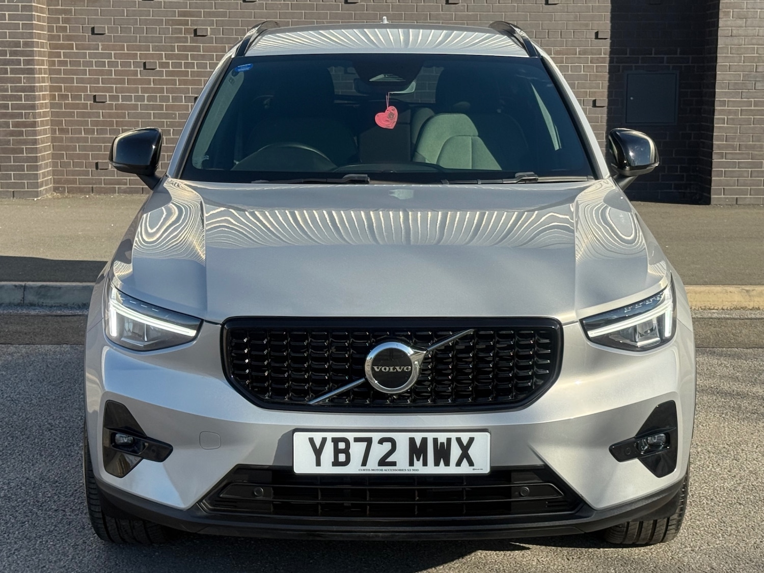 Used Volvo XC40 2023 for sale - 77213361: Photo 3
