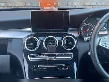 Used Mercedes-Benz C Class 2018 for sale - 78243178: Photo