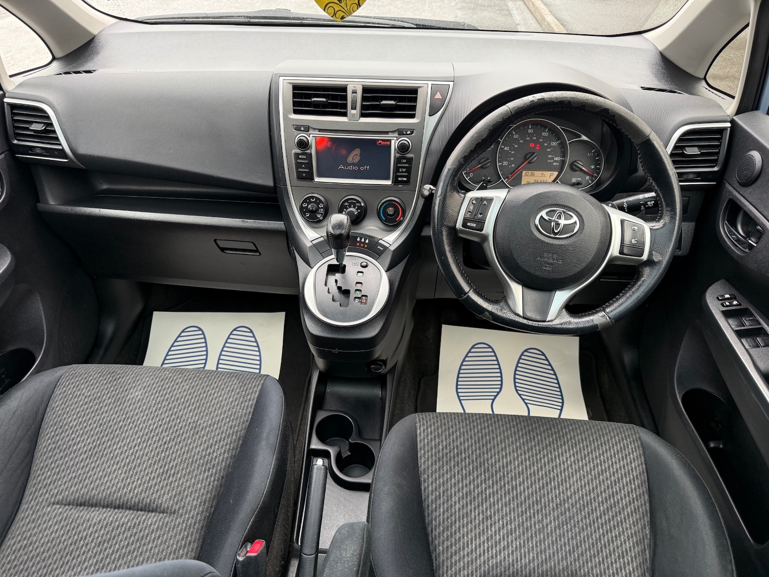 Used Toyota Verso 2011 for sale - 77851687: Photo 34