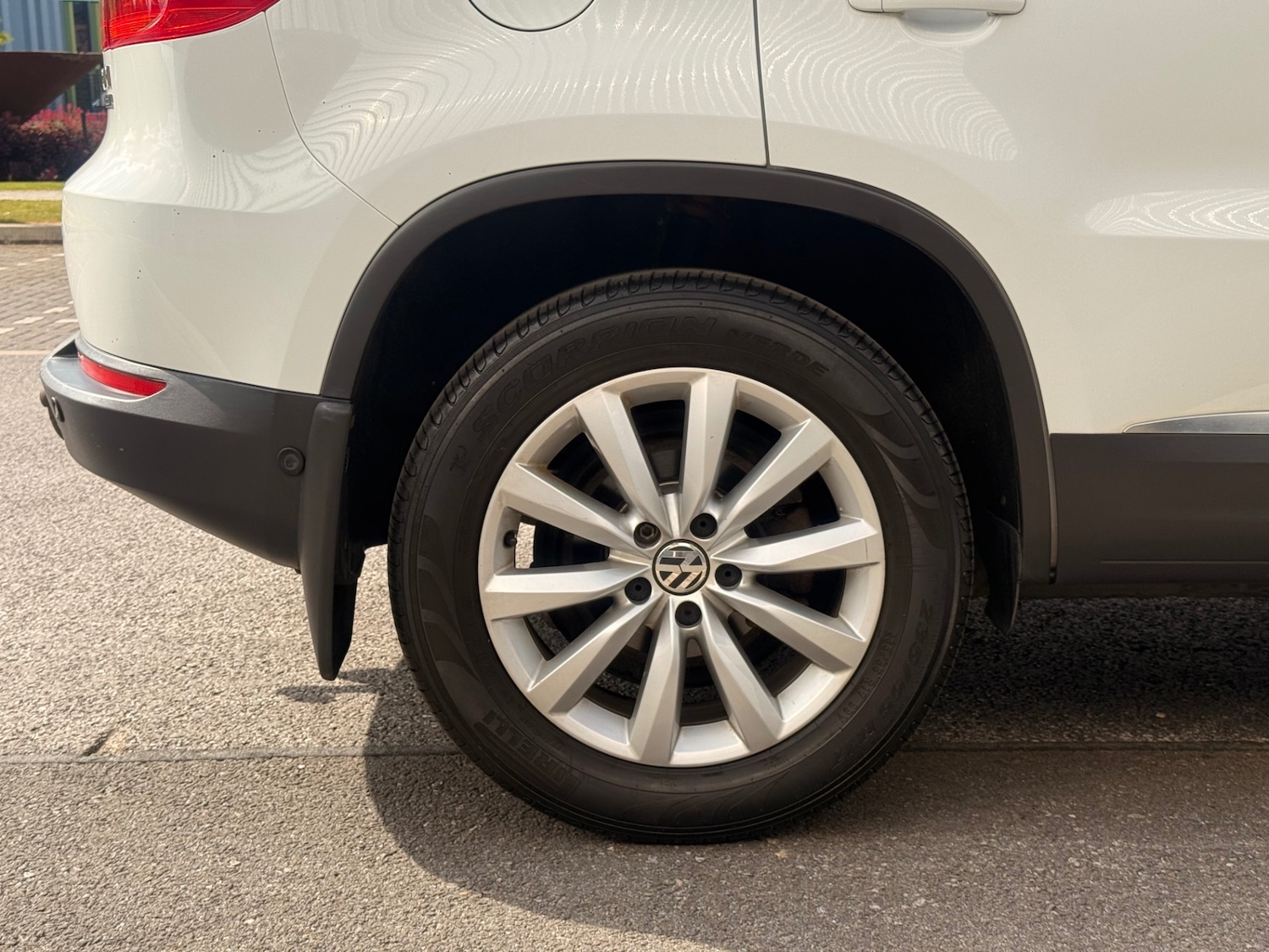 Used Volkswagen Tiguan 2015 for sale - 76501711: Photo 21