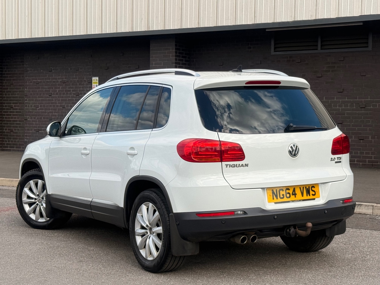 Used Volkswagen Tiguan 2015 for sale - 76501711: Photo 4