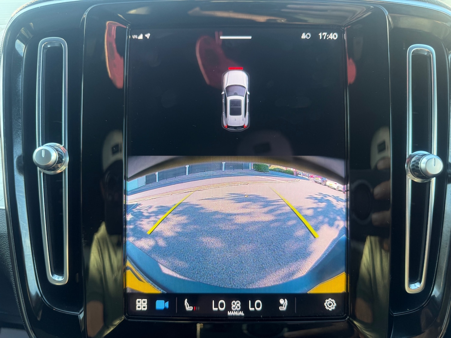 Used Volvo XC40 2023 for sale - 77536256: Photo 25