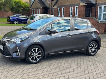 Used Toyota Yaris 2020 for sale - 76511146: Photo