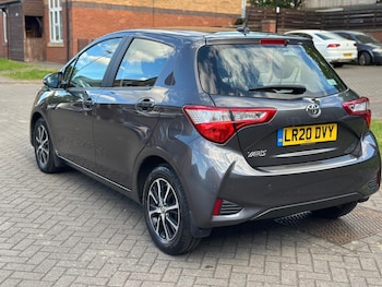 Used Toyota Yaris 2020 for sale - 76511146: Photo