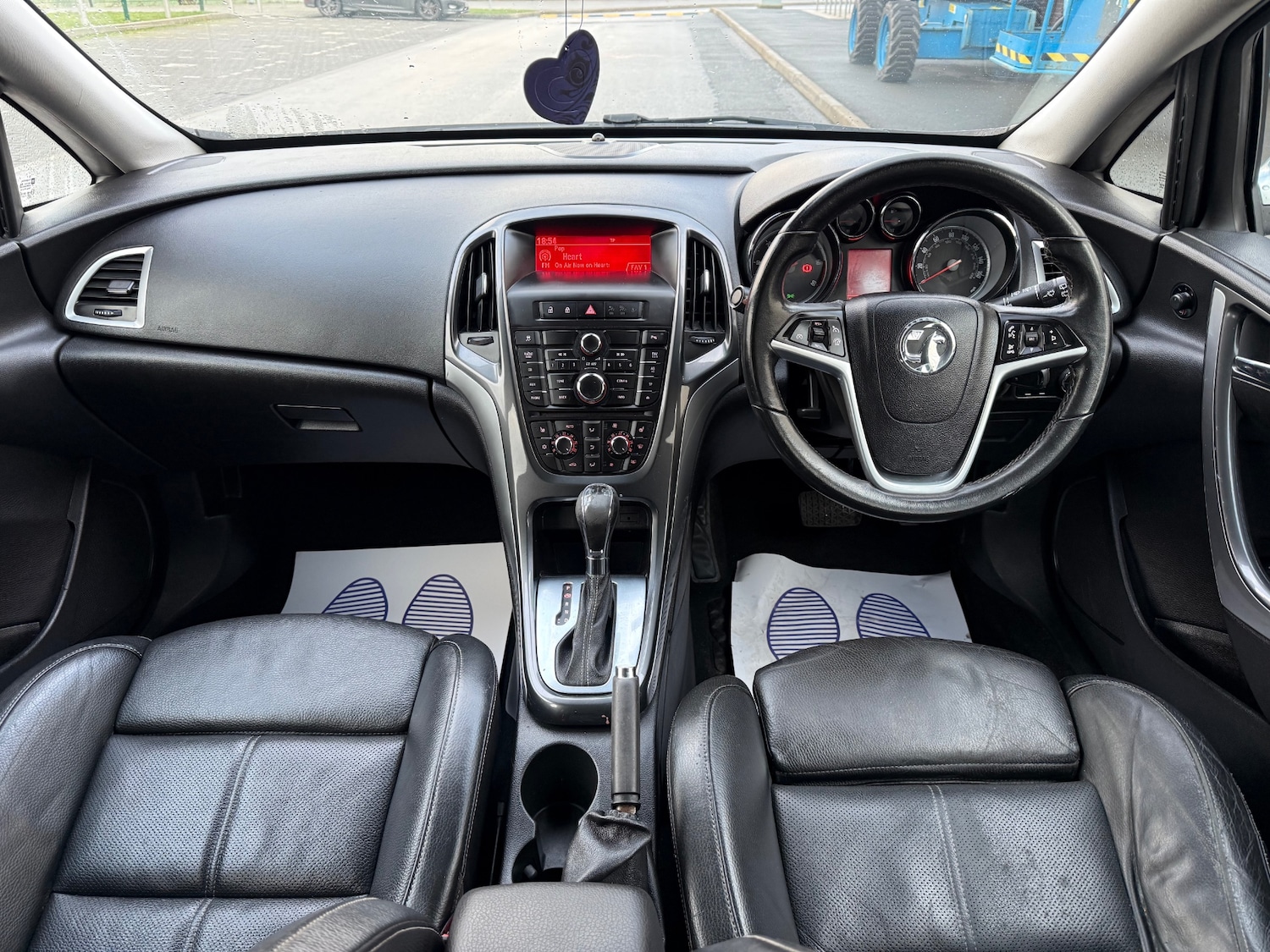 Used Vauxhall Astra 2013 for sale - 77958614: Photo 9