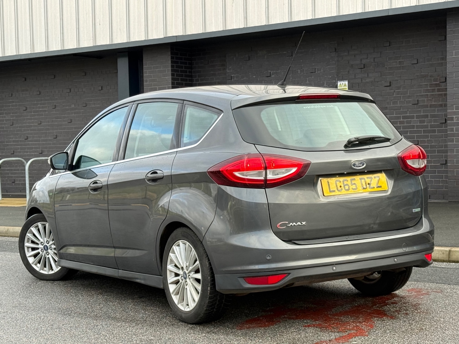 Used Ford C-Max 2015 for sale - 77228339: Photo 4