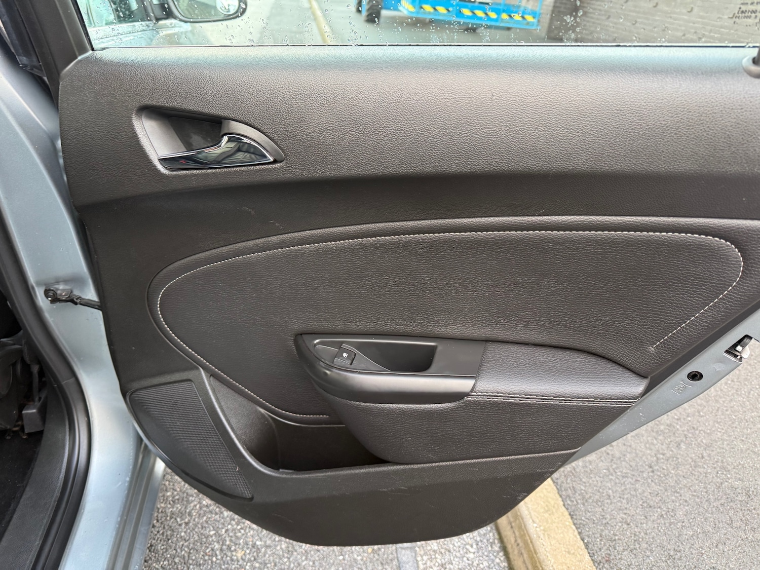 Used Vauxhall Astra 2013 for sale - 77536277: Photo 16