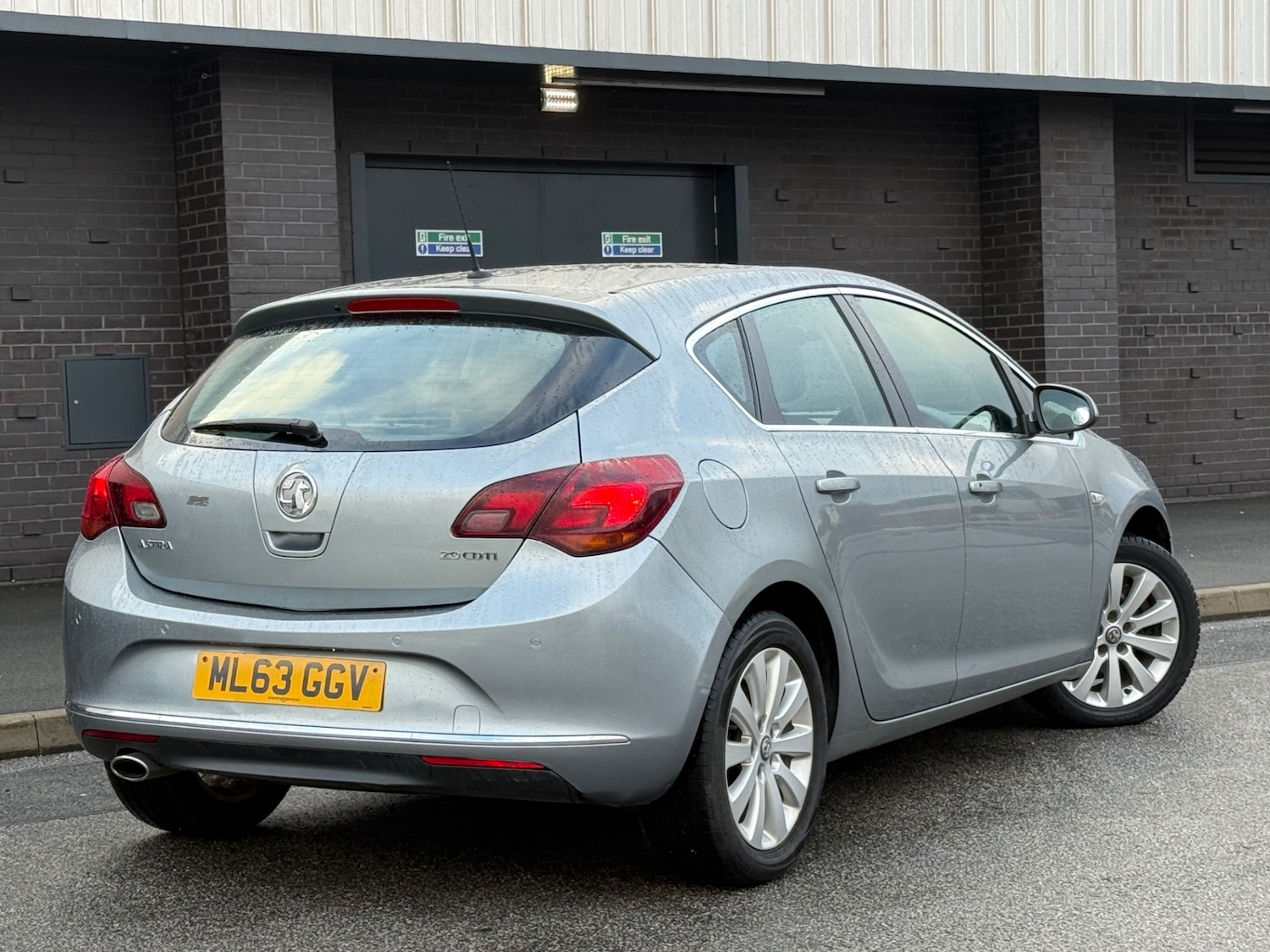 Used Vauxhall Astra 2013 for sale - 77536277: Photo 5