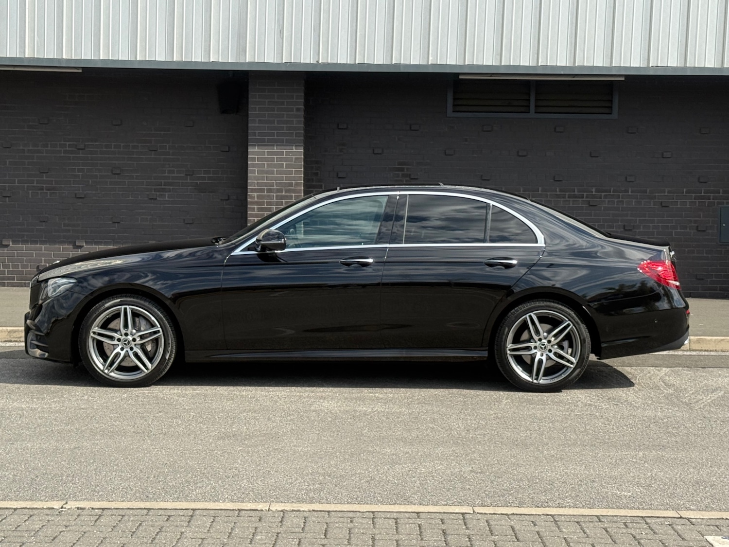 Used Mercedes-Benz E Class 2019 for sale - 77974301: Photo 8