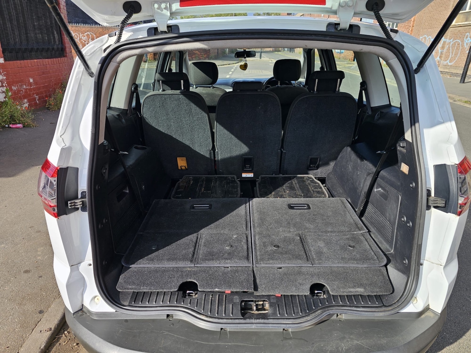Used Ford S-Max 2013 for sale - 76378956: Photo 10