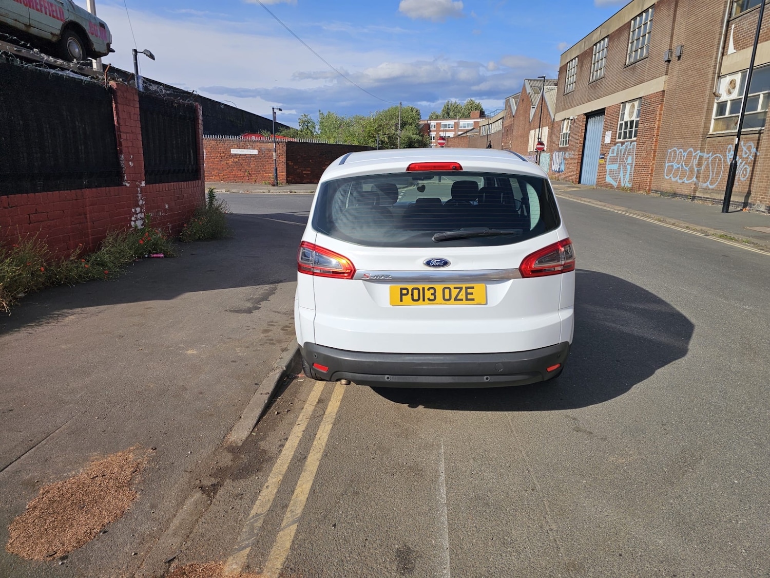 Used Ford S-Max 2013 for sale - 76378956: Photo 6