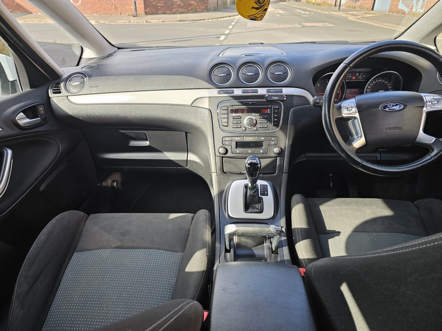 Used Ford S-Max 2013 for sale - 76378956: Photo 9