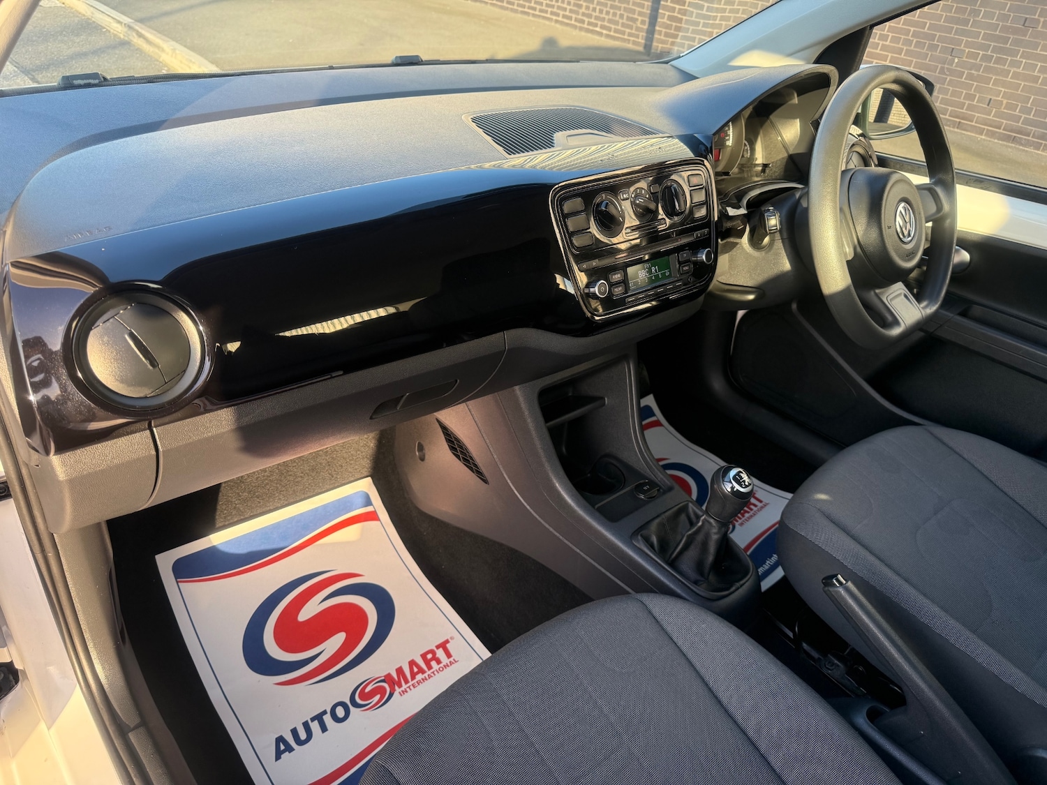 Used Volkswagen up! 2013 for sale - 78043166: Photo 15