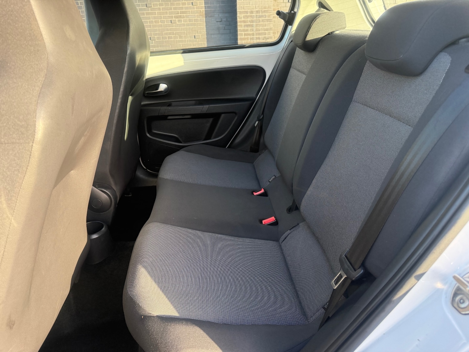 Used Volkswagen up! 2013 for sale - 78043166: Photo 16