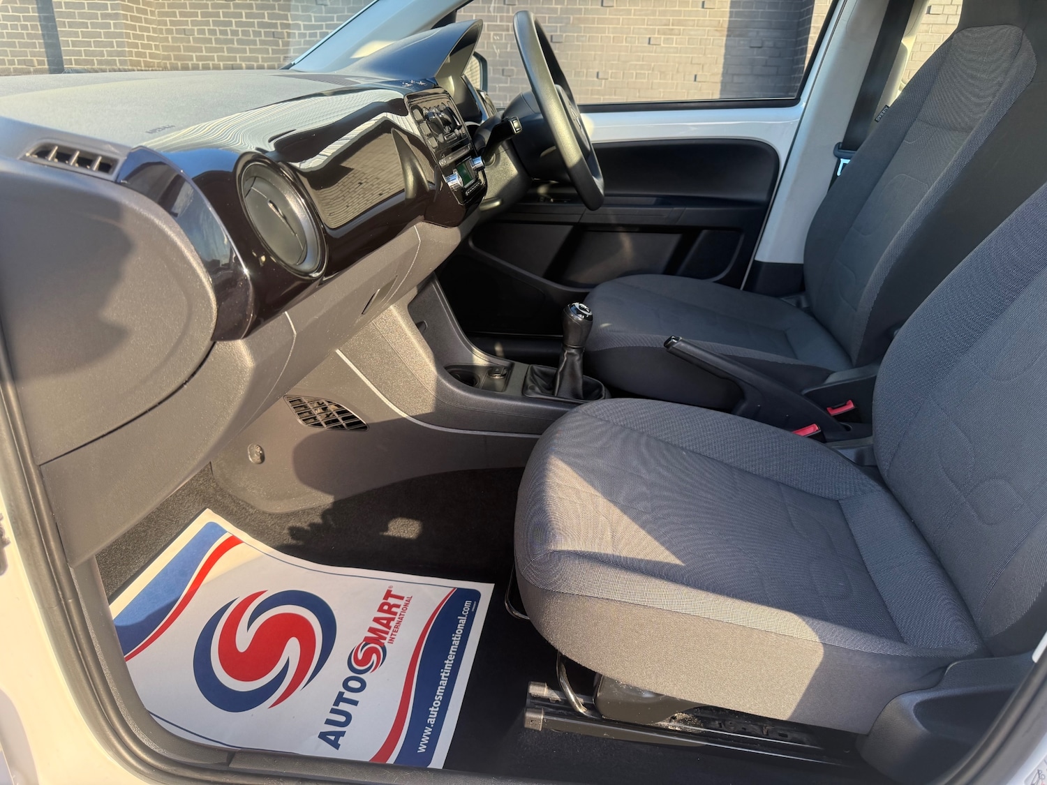 Used Volkswagen up! 2013 for sale - 78043166: Photo 17