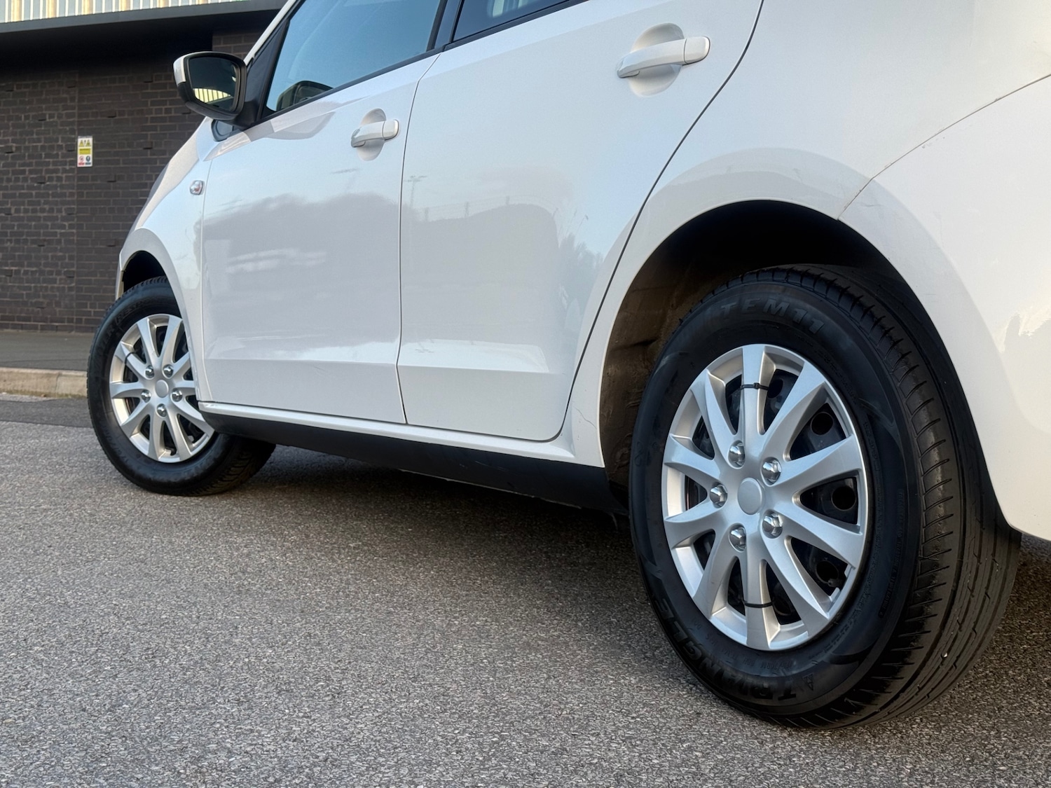 Used Volkswagen up! 2013 for sale - 78043166: Photo 24