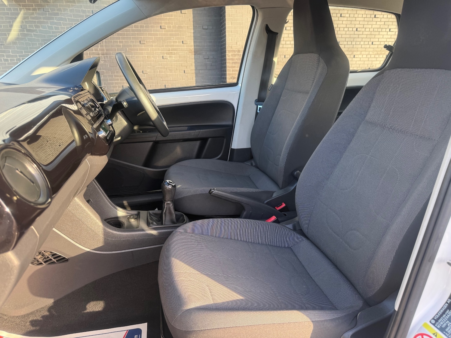 Used Volkswagen up! 2013 for sale - 78043166: Photo 32