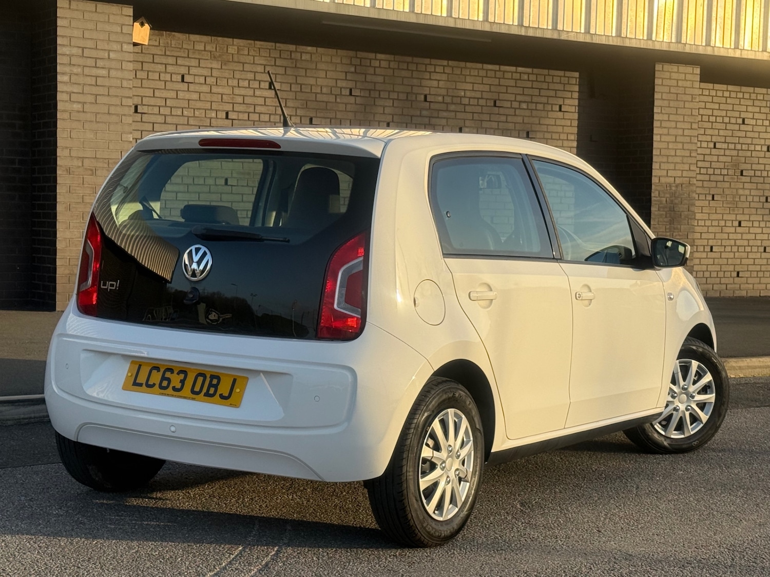 Used Volkswagen up! 2013 for sale - 78043166: Photo 5