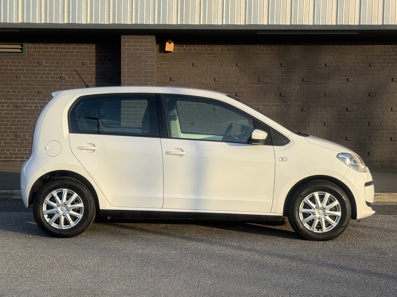 Used Volkswagen up! 2013 for sale - 78043166: Photo 8