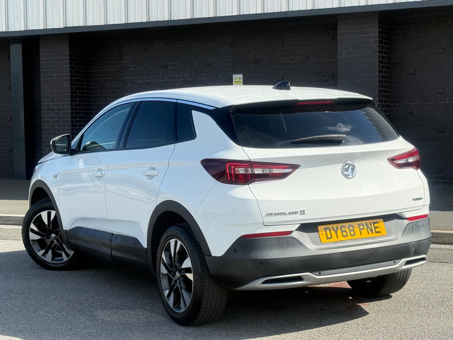 Used Vauxhall Grandland X 2018 for sale - 78152845: Photo 4