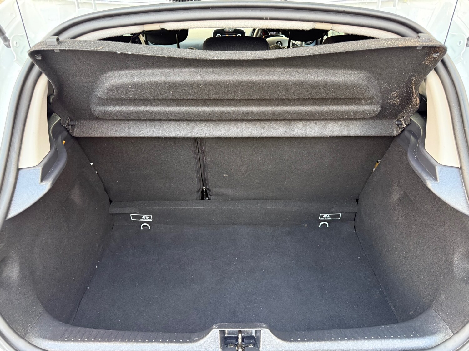 Used Renault Clio 2018 for sale - 77964729: Photo 19