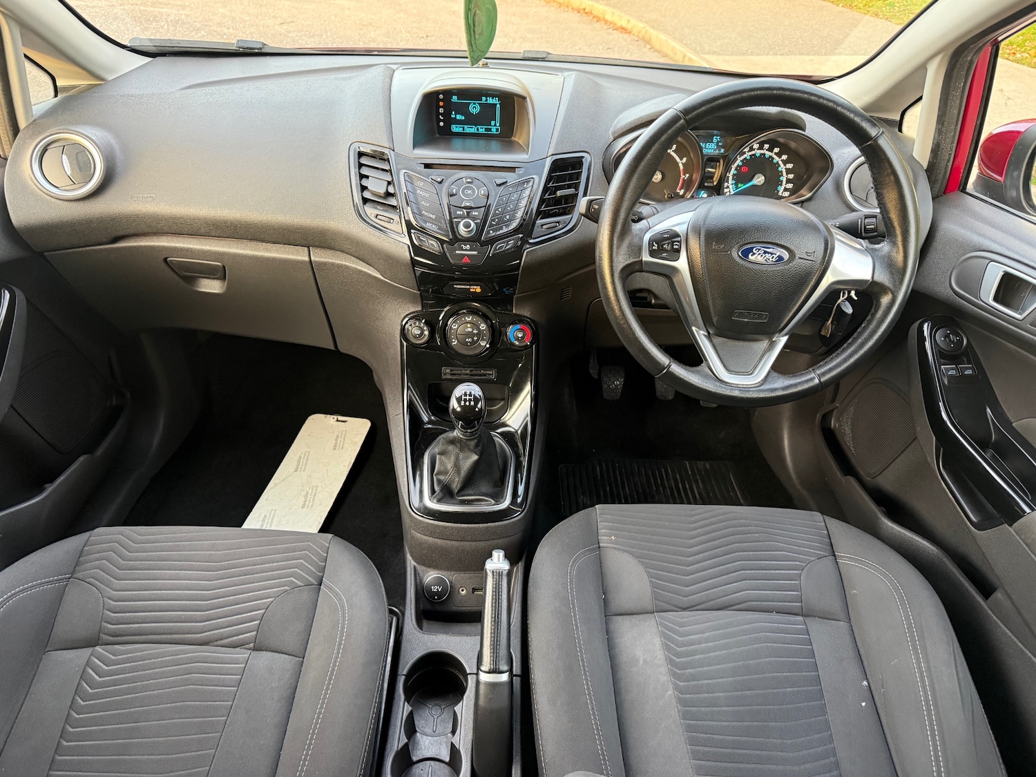 Used Ford Fiesta 2015 for sale - 76987020: Photo 9