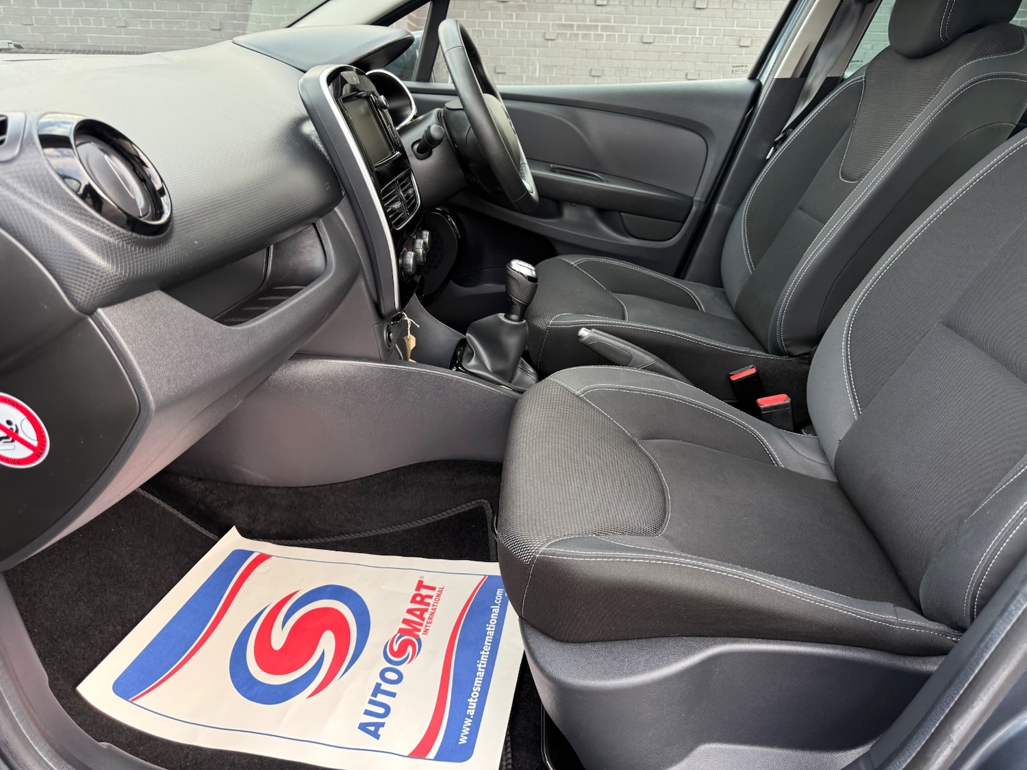 Used Renault Clio 2019 for sale - 76149911: Photo 16