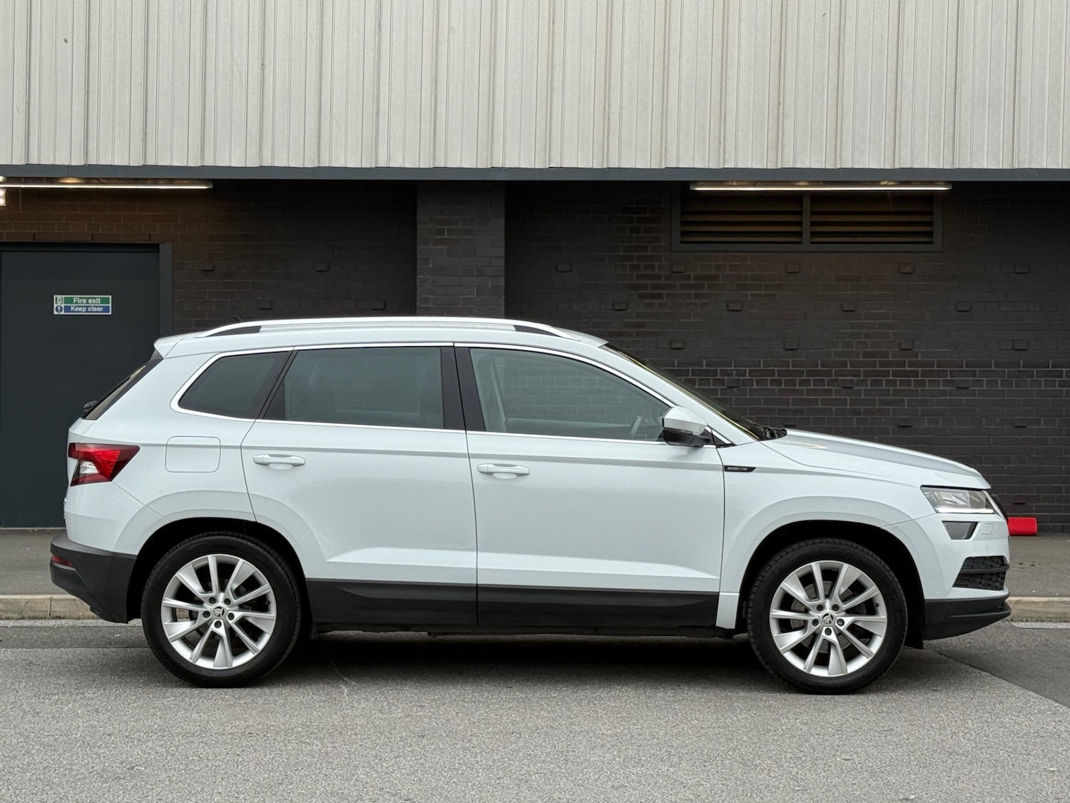 Used Skoda Karoq 2019 for sale - 76502679: Photo 7