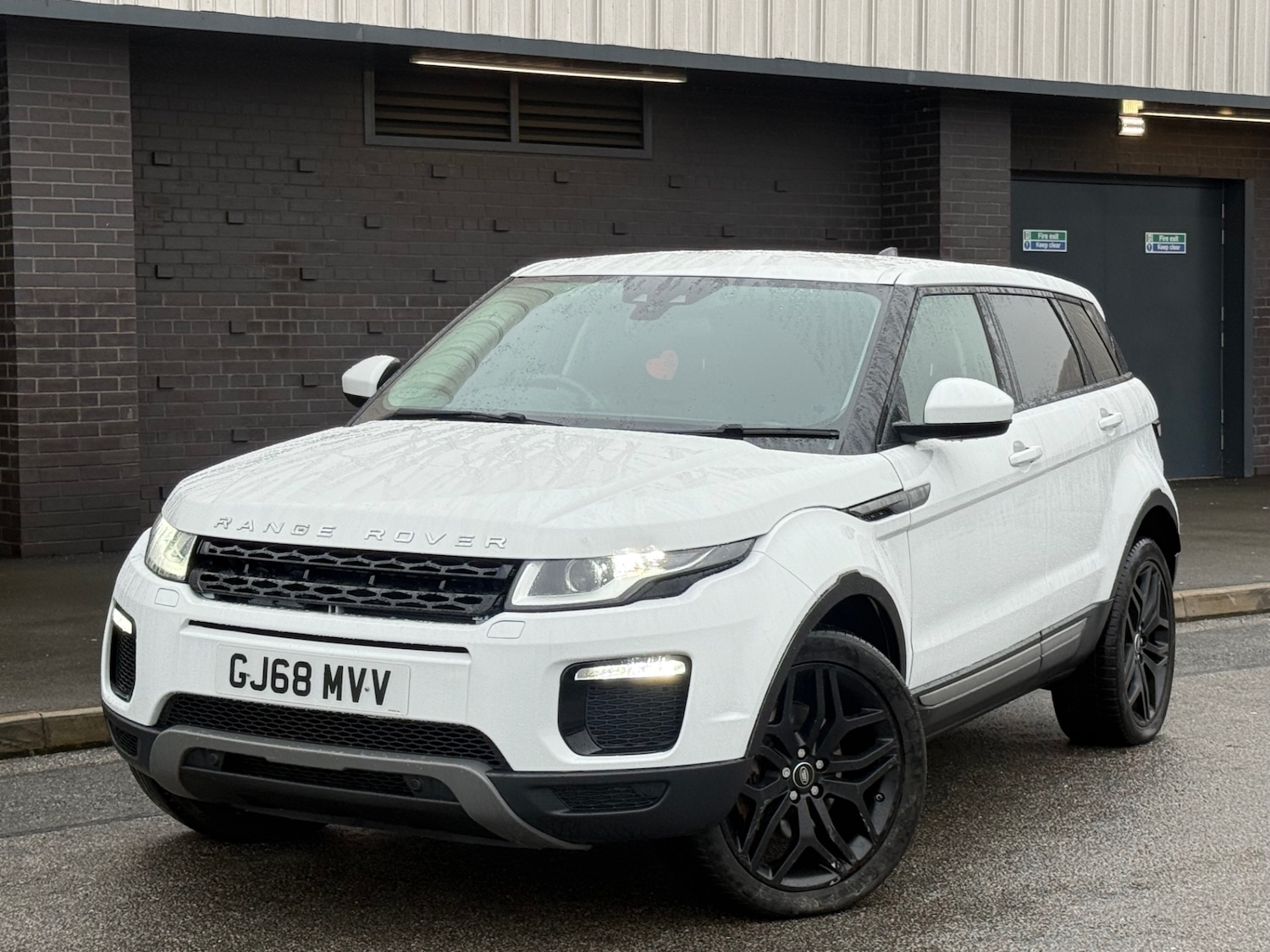 Used Land Rover Range Rover Evoque 2018 for sale - 77958621: Photo 2