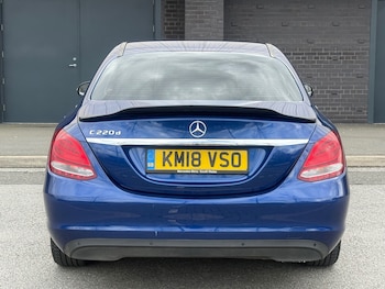 Used Mercedes-Benz C Class 2018 for sale - 78252238: Photo