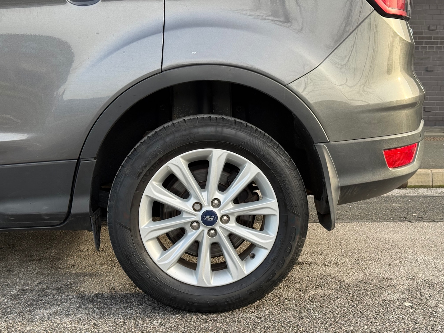 Used Ford Kuga 2017 for sale - 77958619: Photo 26