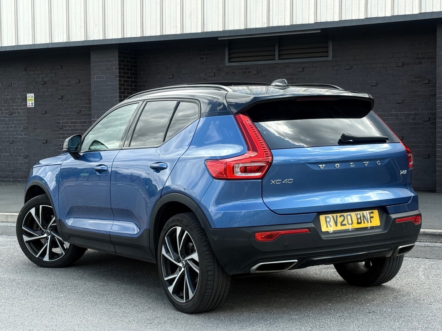Used Volvo XC40 2020 for sale - 77228277: Photo 4