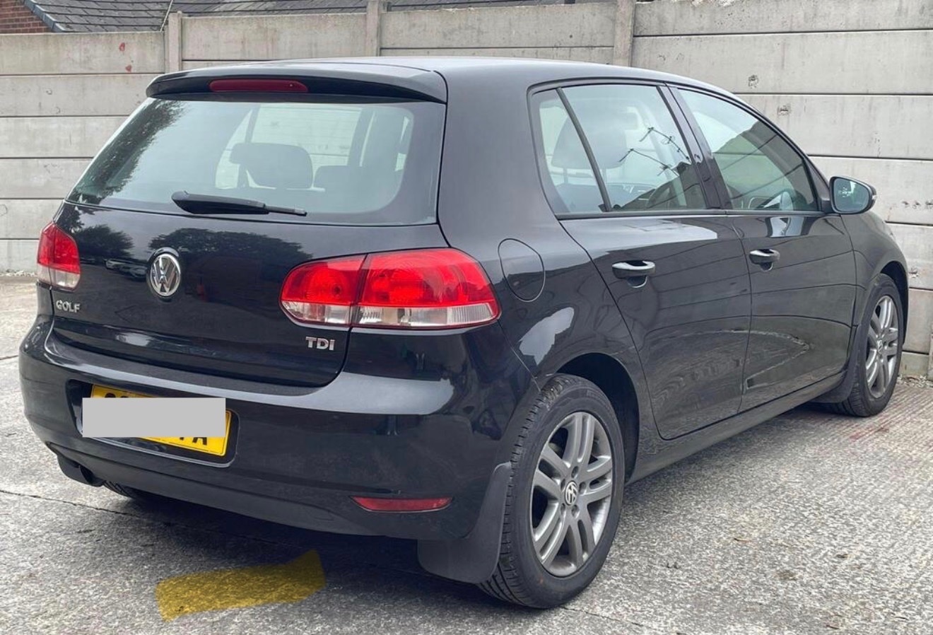 Used Volkswagen Golf 2011 for sale - 77831605: Photo 3