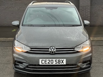 Used Volkswagen Touran 2020 for sale - 77476720: Photo