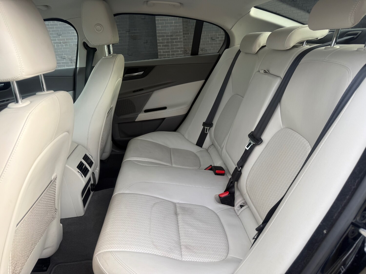 Used Jaguar XE 2017 for sale - 78112393: Photo 19